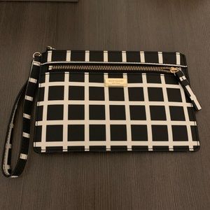 New Kate Spade windowpane wristlet black white